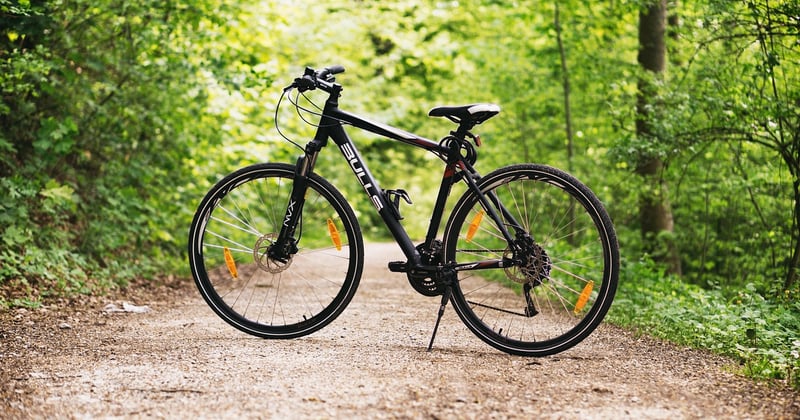 Vélo de montagne : l’équipement indispensable et nos conseils pour bien choisir